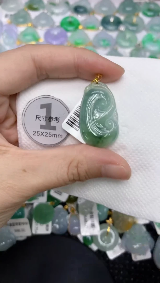 颈饰18K金镶嵌翡翠1111111