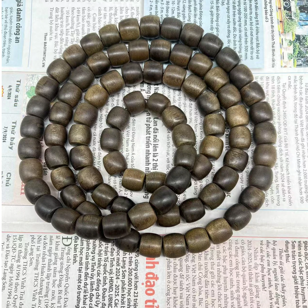 JXB-DBA22-B26芽庄紫棋沉香多圈手串（多样性发货）