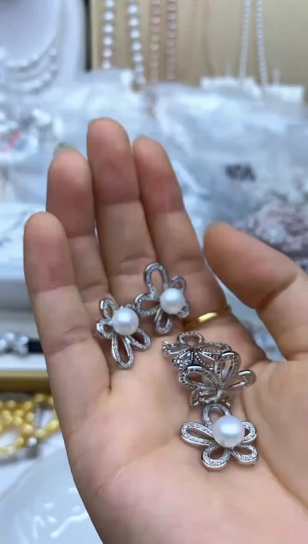 吊坠(不含链)未镶嵌淡水珍珠吊坠样性发其一