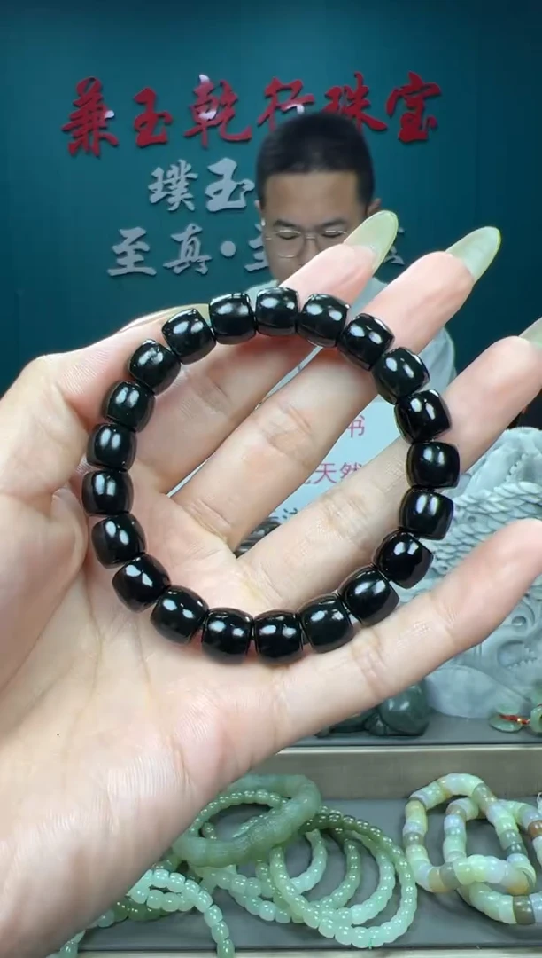 和田玉未镶嵌颈饰和田玉10