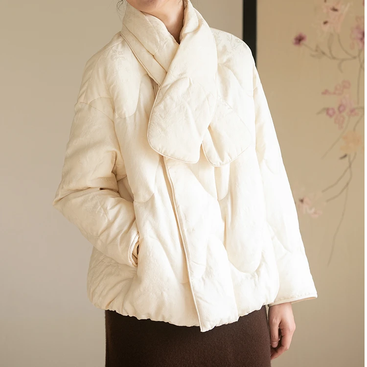 【反季折扣】牧衣原创 柞蚕丝混纺提花羽绒服外套  配赠围巾