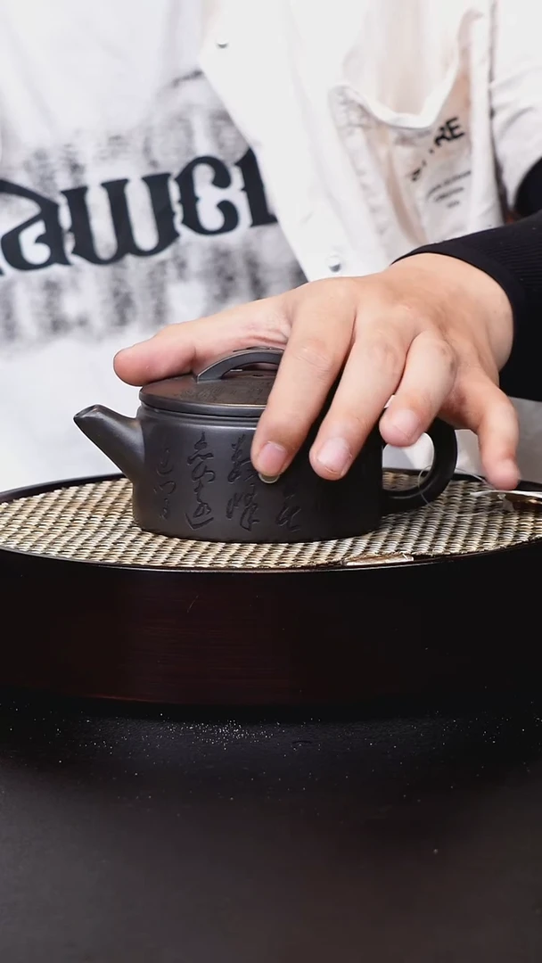 茶壶紫砂宜兴茶壶H11608
