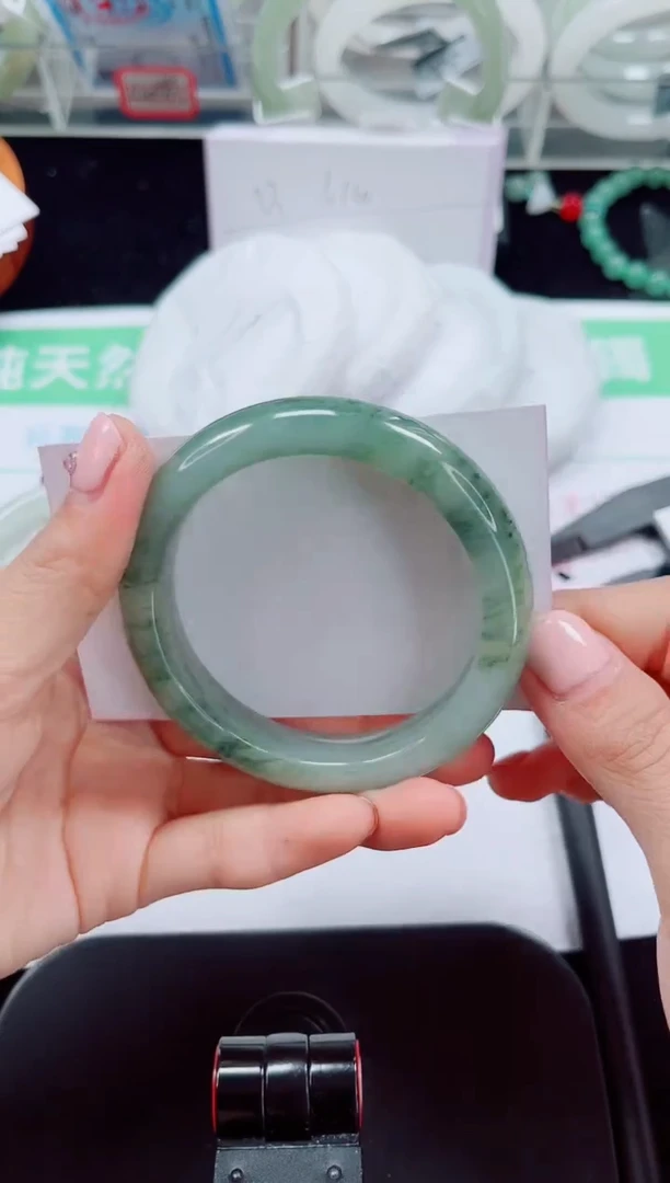 未镶嵌手镯石英质玉156-53/54