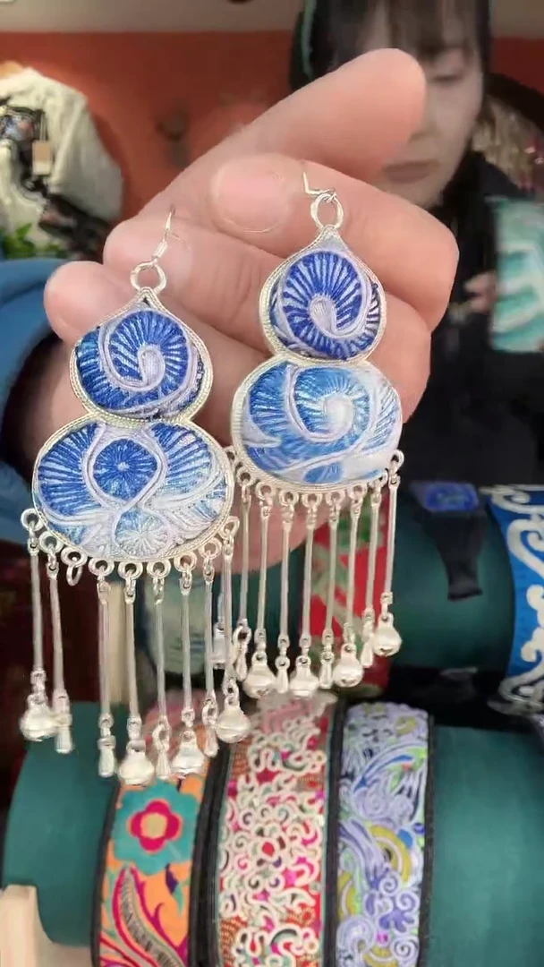 织绣非遗手工苗绣刺绣饰品61