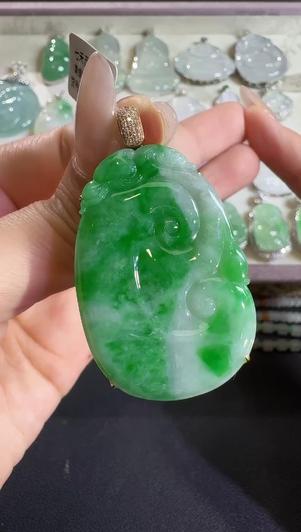 吊坠(不含链)18K金镶嵌翡翠【源头工厂】钻石镶嵌