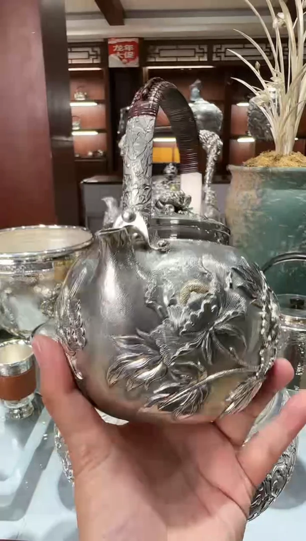上*足银999精工手工牡丹大师高浮雕鏨刻提梁烧水泡茶壶