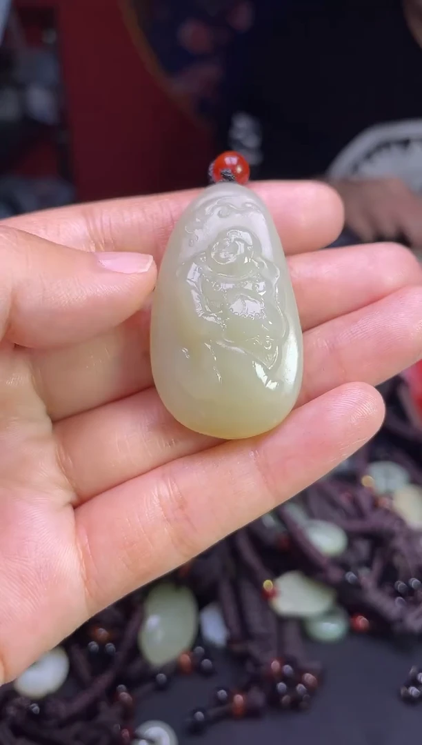 未镶嵌和田玉挂件1