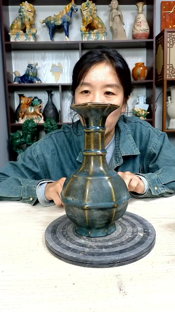 经典精美复古风格瓷器