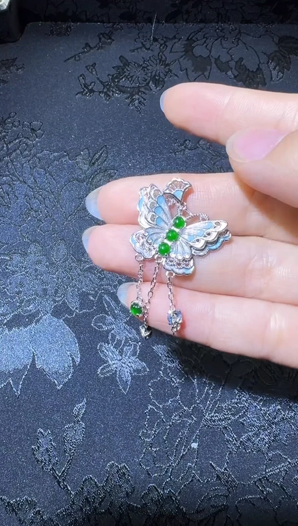 【闪购商品】翡翠项链银S925镶嵌蝴蝶吊坠