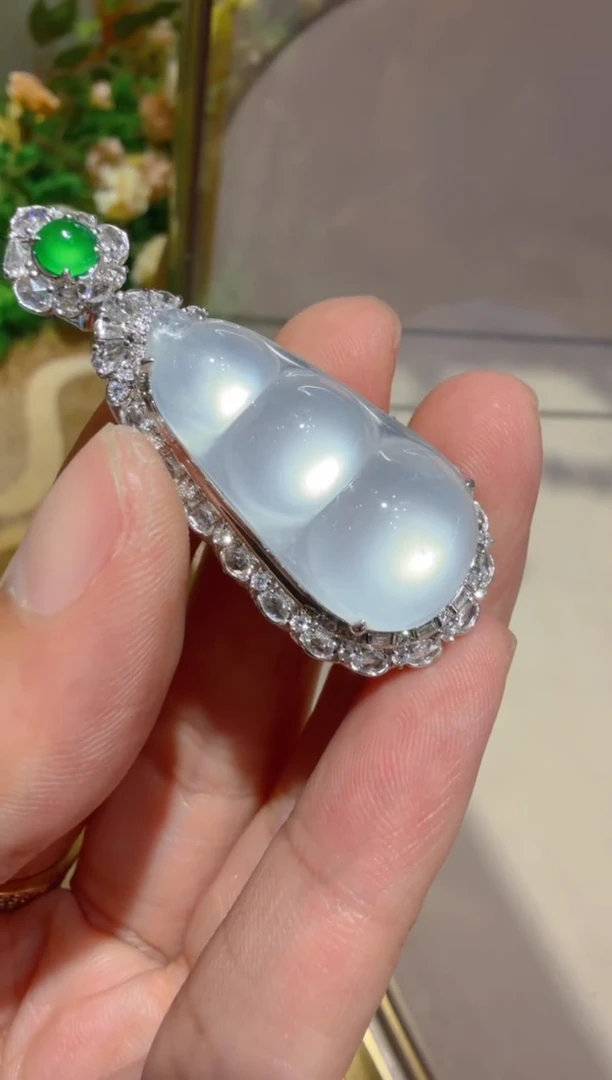 吊坠(不含链)18K金镶嵌翡翠多样性团购发一件