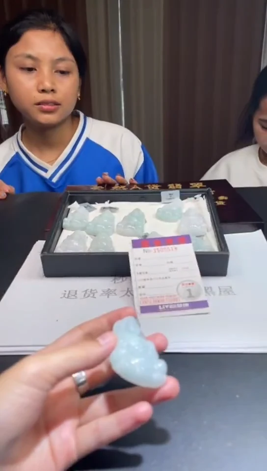 未镶嵌定制翡翠未抛光毛货多样性发其一拍一发一5518