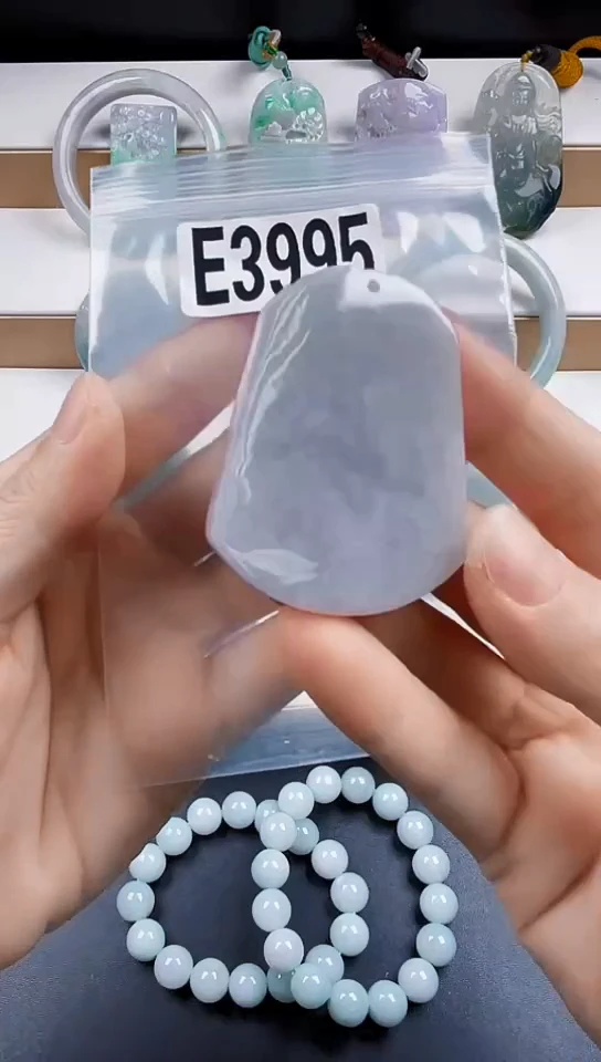 颈饰未镶嵌翡翠天然翡翠吊坠挂件