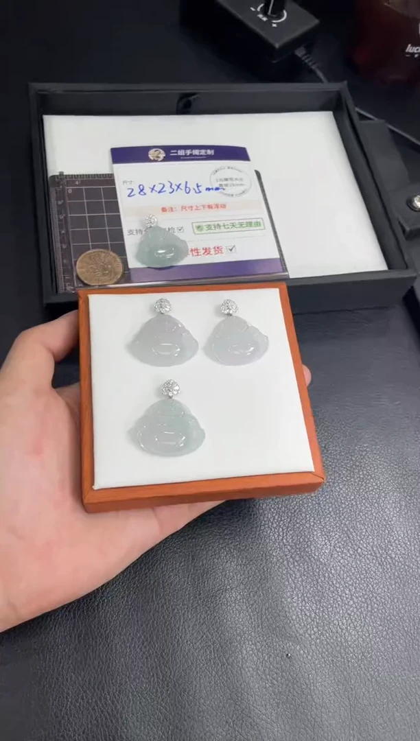 18K金镶嵌挂件翡翠佛公FL9@多样性发其一CP配银链