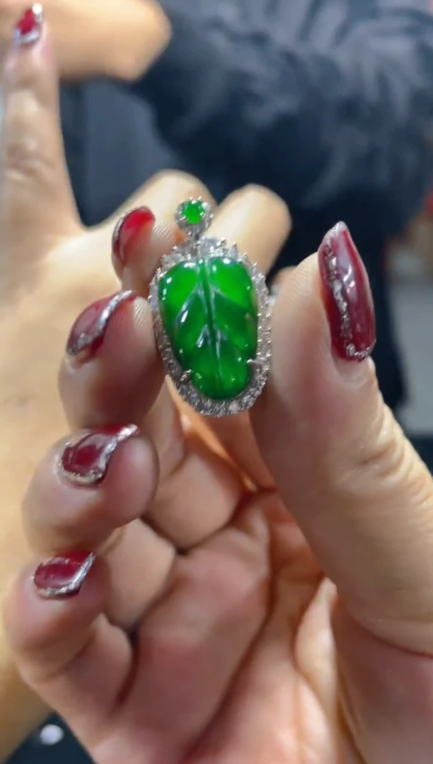 【闪购商品】定制翡翠未镶嵌天然A货翡翠假一罚四（多样性）