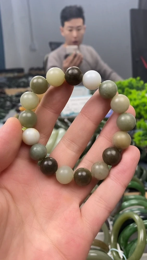 未镶嵌手镯和田玉12mm