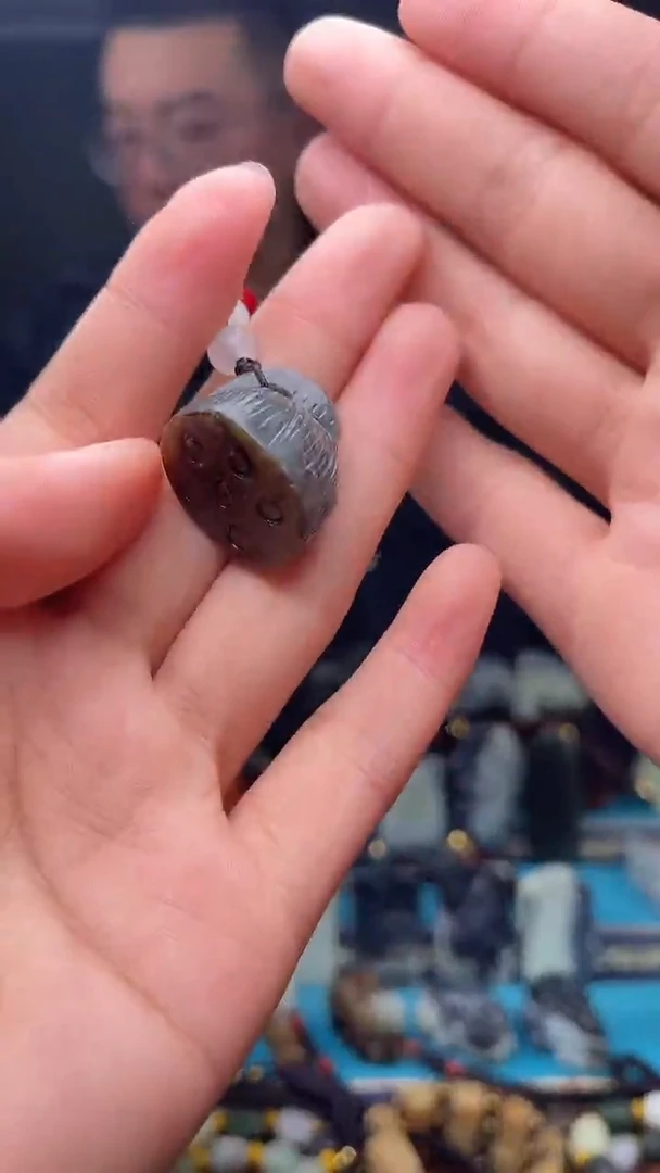 未镶嵌和田玉挂件1