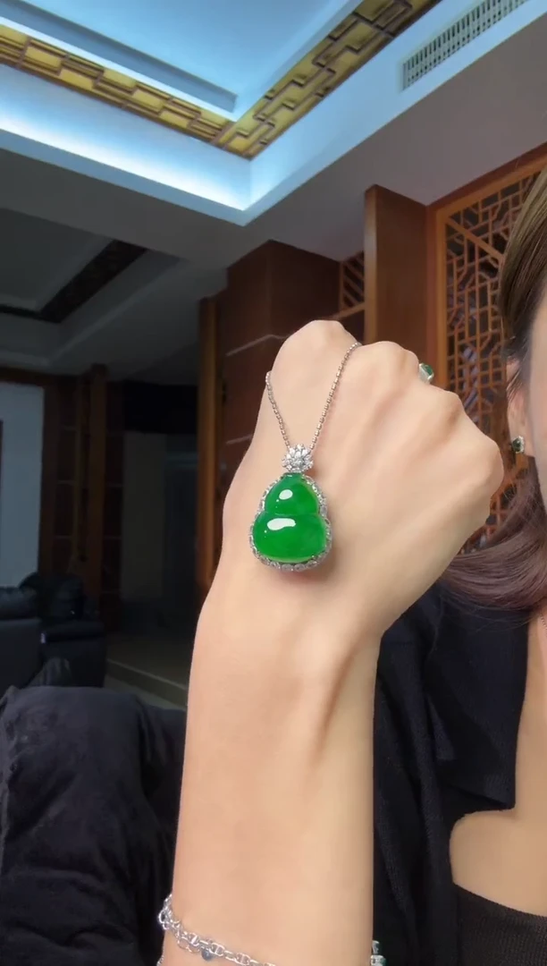 吊坠(不含链)银S925镶嵌翡翠天然翡翠吊坠