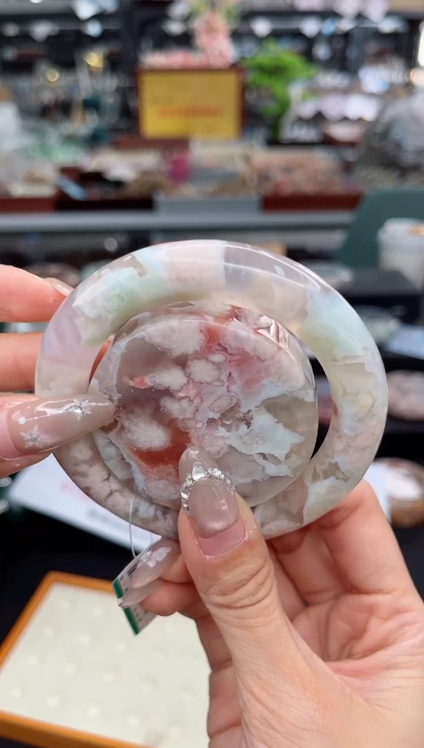 【闪购商品】石英质玉手镯未镶嵌57圈口（赠品镯心）S921131