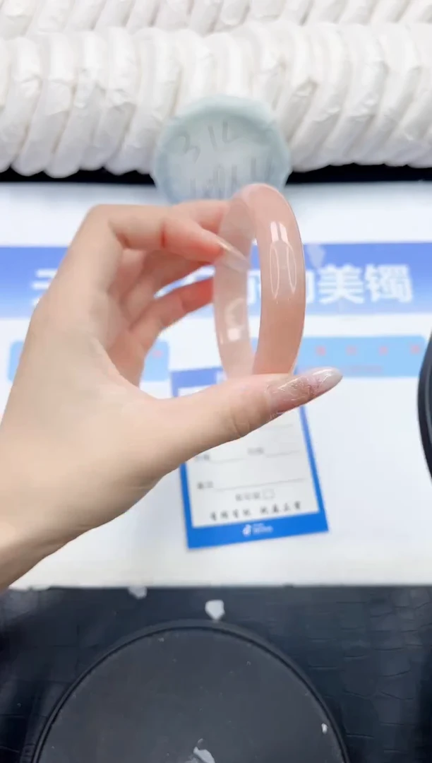 未镶嵌手镯石英质玉L51-58.6