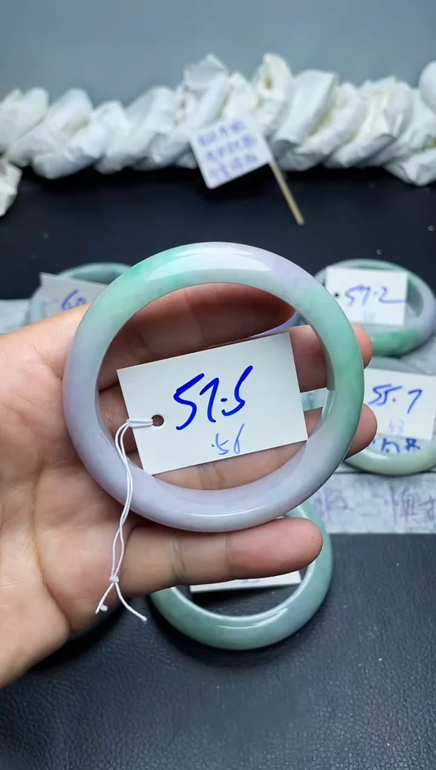 未镶嵌手镯翡翠56