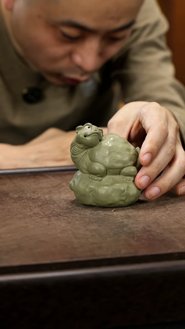 紫砂茶宠紫砂龙龟