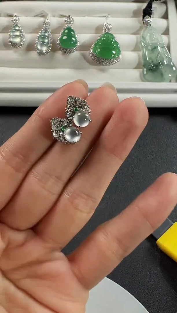 18K金镶嵌翡翠耳饰KYJF1221-003