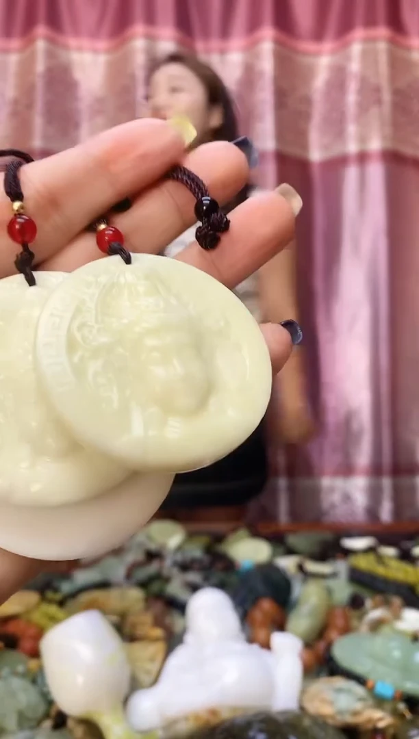 未镶嵌岫玉吊坠多样性发其中之一  挂坠