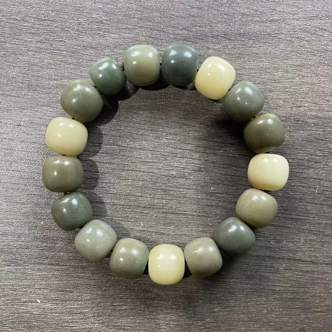 A107风化飘花菩提卡1.3桶珠单圈