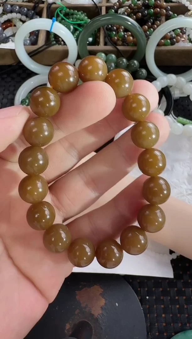 和田玉未镶嵌颈饰12mm糖玉手串
