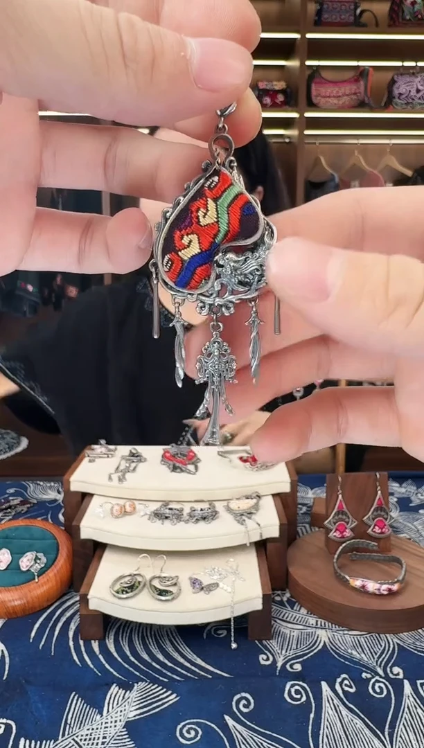 织绣584黔东南苗族刺绣