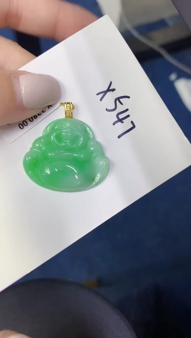 颈饰18K金镶嵌翡翠缅甸天然翡翠A货
