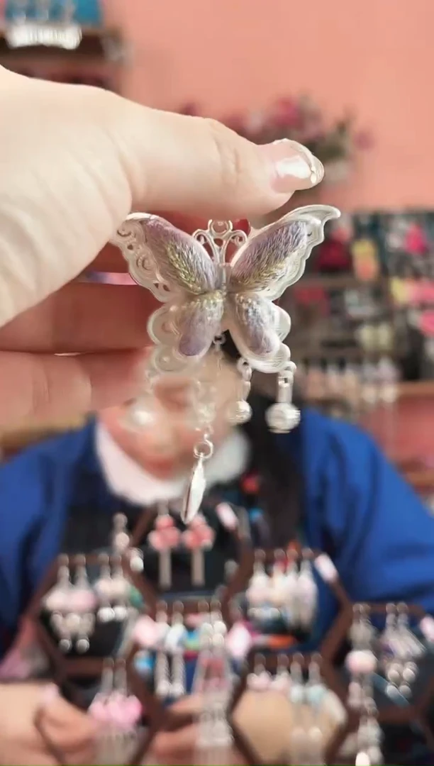 艺枝独绣手工饰品131
