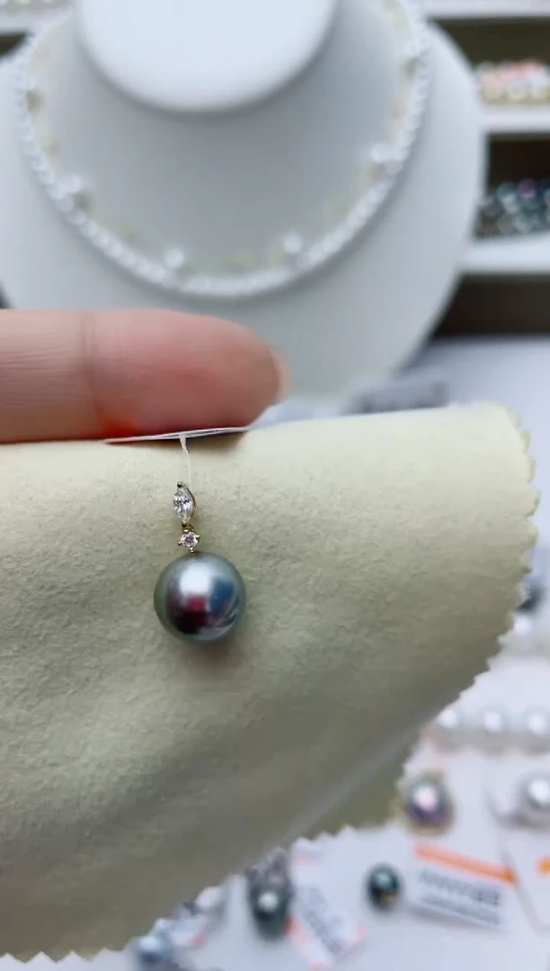 18K金镶嵌海水珍珠颈饰W105