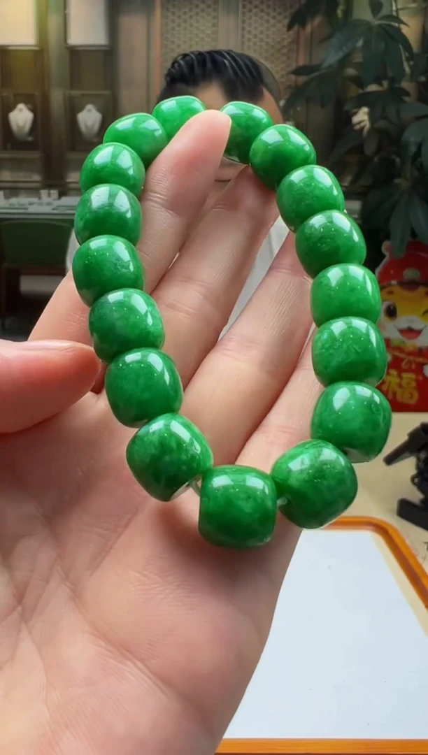 翡翠未镶嵌颈饰YY2025-7-29-11