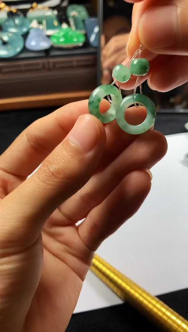 未镶嵌定制翡翠4048毛货不退不换
