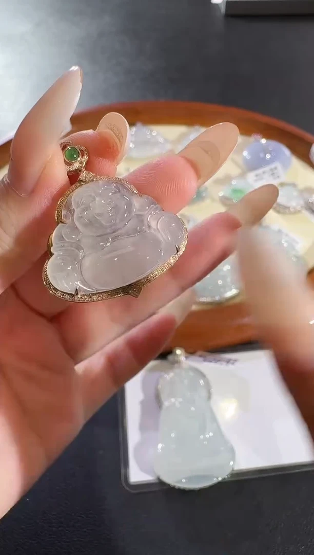 翡翠18K金镶嵌吊坠(不含链)【源头工厂】钻石镶嵌