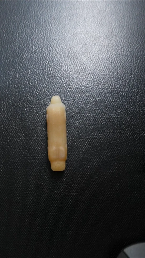 颈饰未镶嵌和田玉老虎手把件