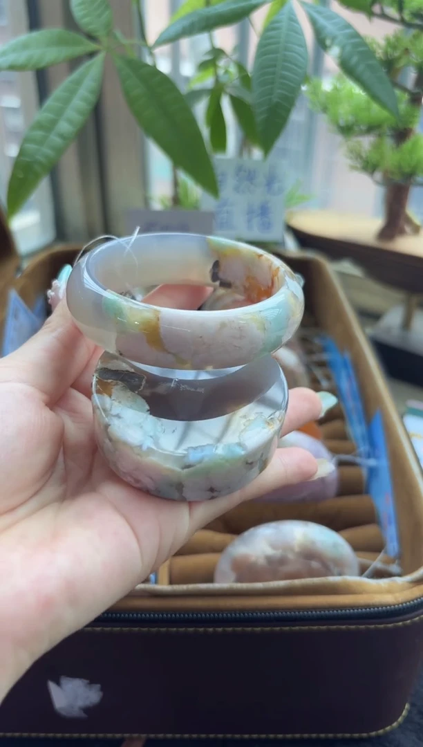 石英质玉手镯未镶嵌C757(57圈赠送镯心)