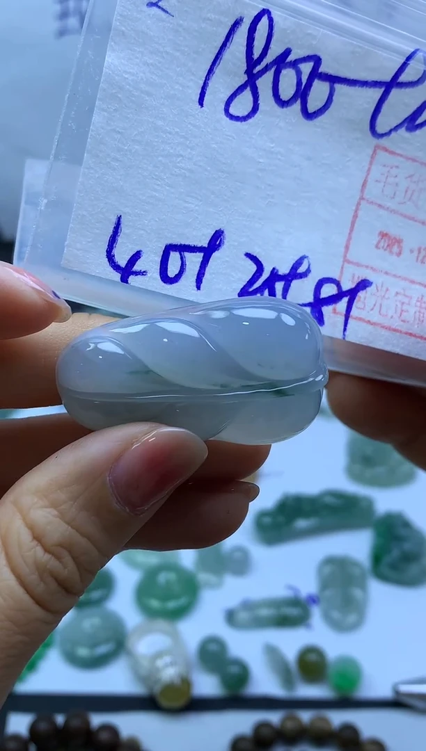 未镶嵌定制翡翠52大叶子*1810元毛货需精抛光