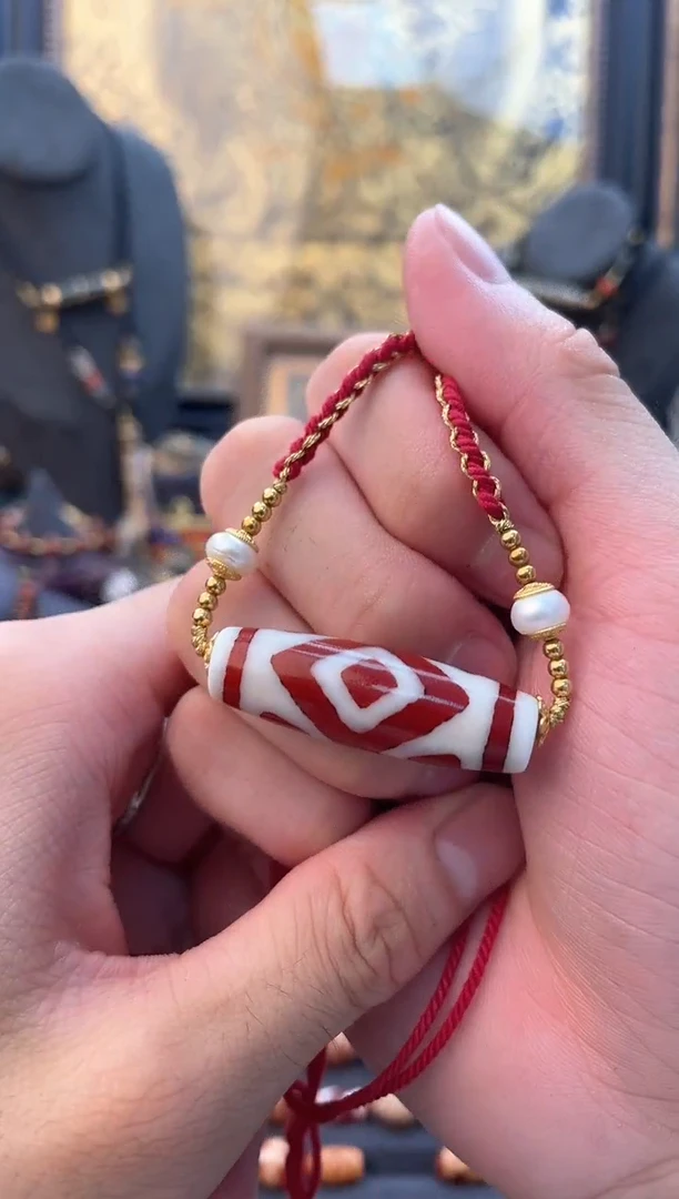 未镶嵌颈饰玛瑙/玉髓（覆膜）红肉金刚二眼锁骨链