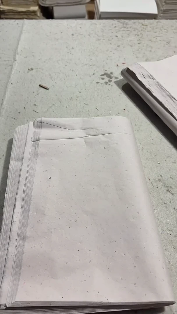 4  老纸手工麻纸34×68 50张
