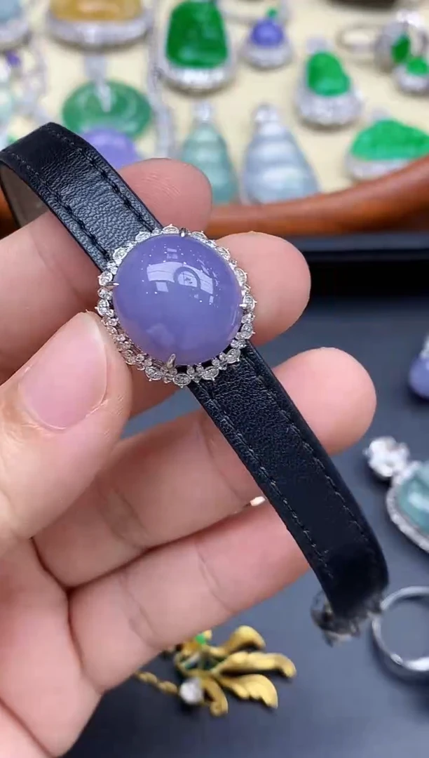 颈饰18K金镶嵌翡翠606-中国好珍宝