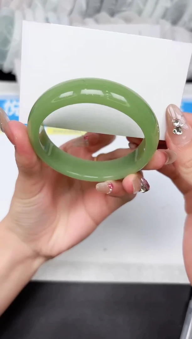 石英质玉手镯未镶嵌123-56.0