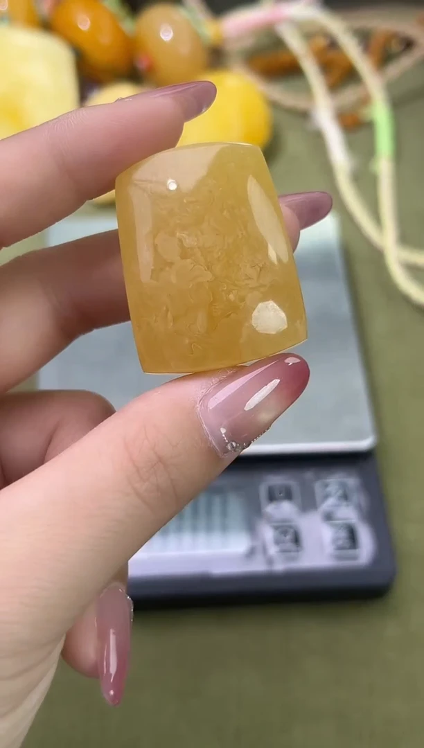 裸石琥珀未镶嵌天然琥珀蜜蜡吊坠