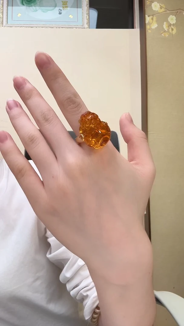 未镶嵌琥珀戒指戒指