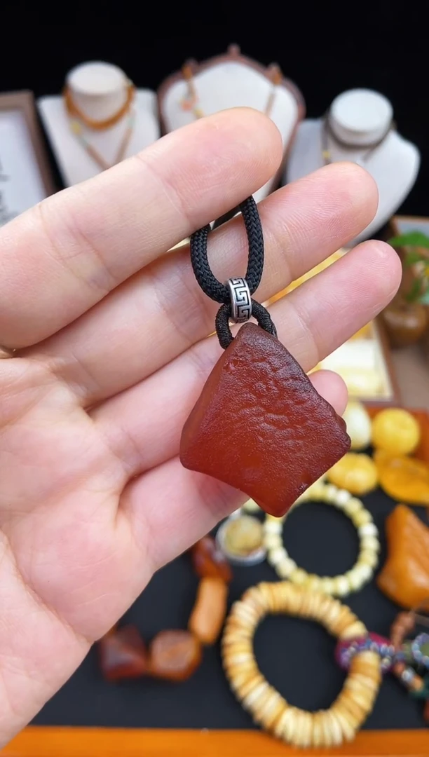 琥珀未镶嵌珠宝奇石柒月