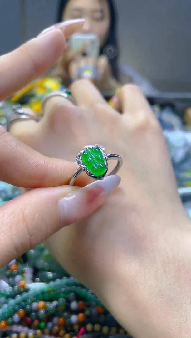 翡翠未镶嵌颈饰/D/翡翠A货一图一物