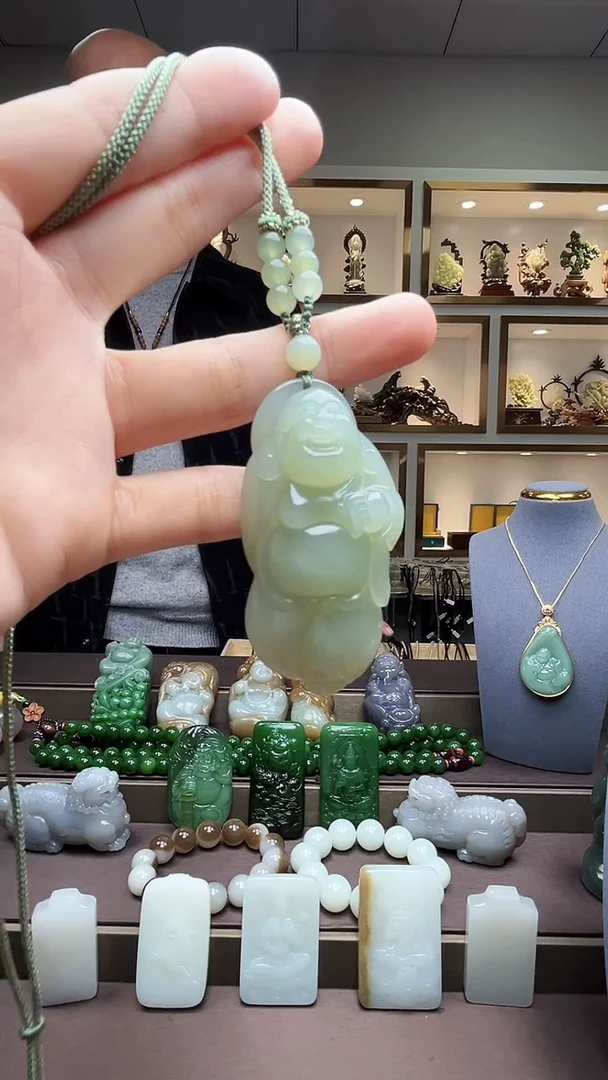 【闪购商品】和田玉颈饰未镶嵌苏