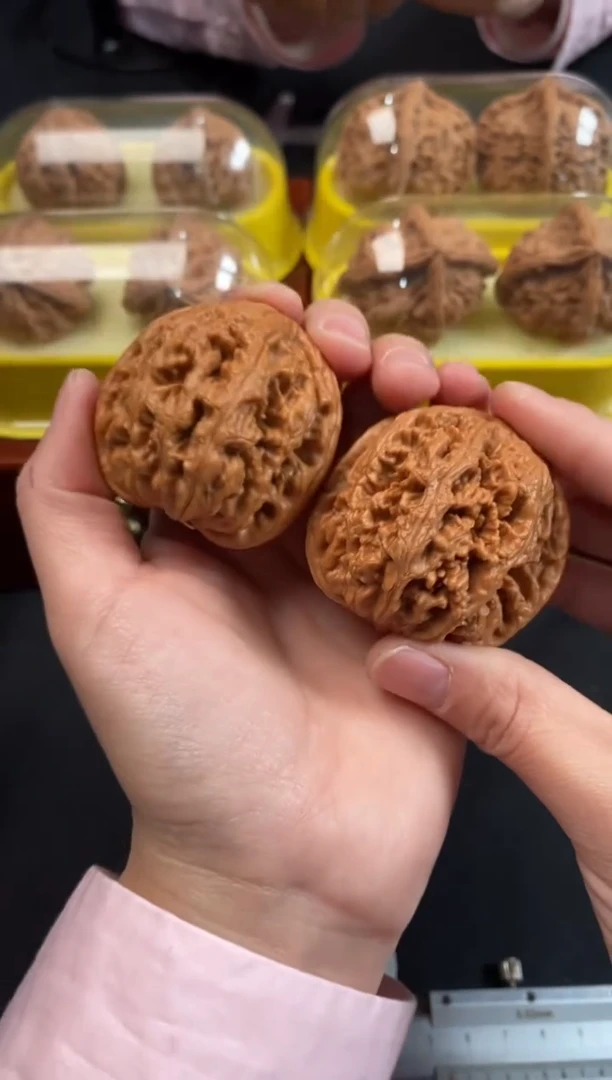 把件文玩核桃大粗筋46尺Q220