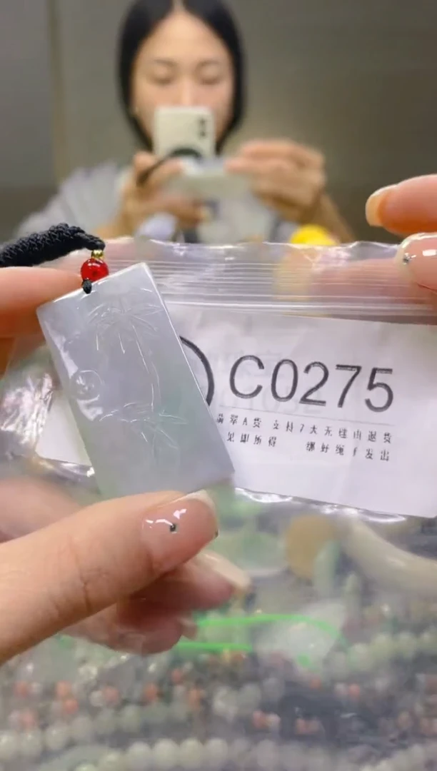 翡翠未镶嵌颈饰/C/翡翠A货一图一物